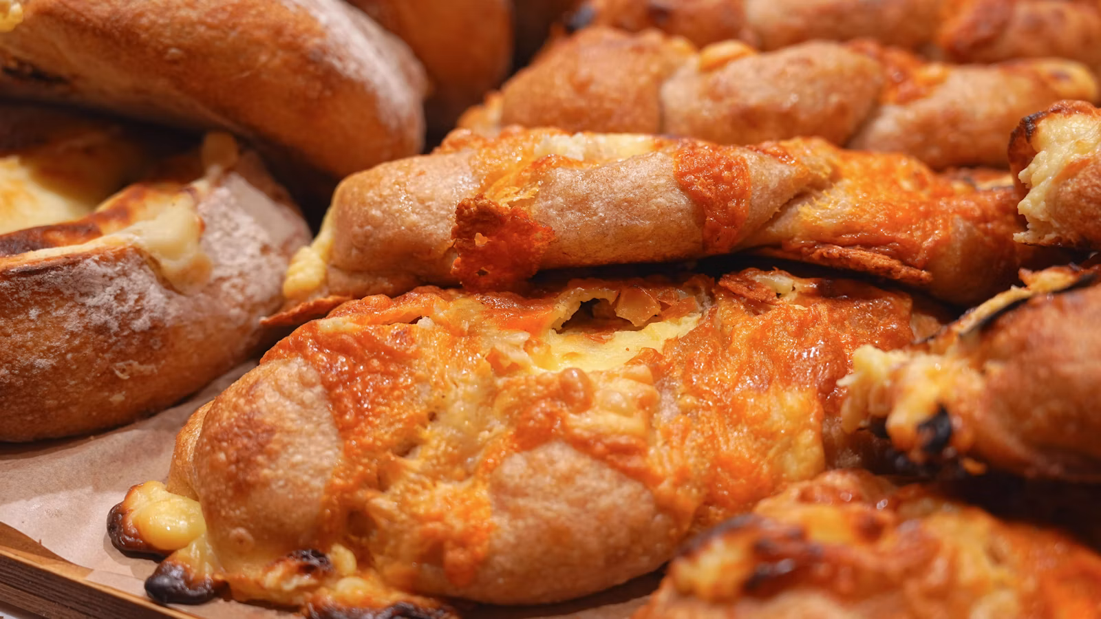 Cómo Hacer Pandebono Recién Horneado