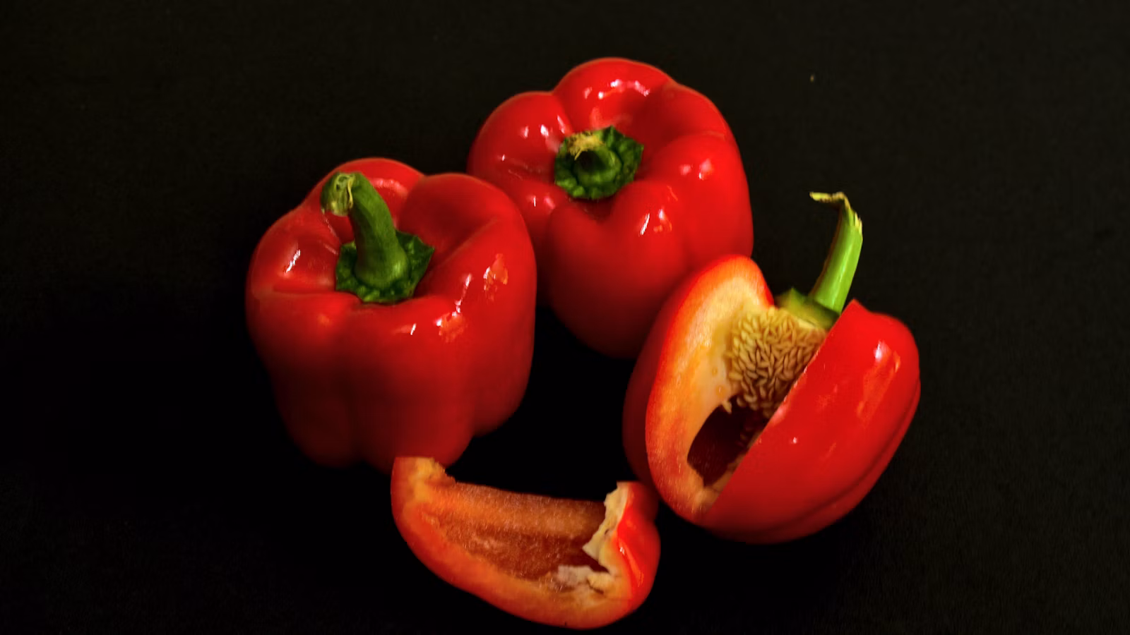 Pimientos rojos frescos para elaborar paprika